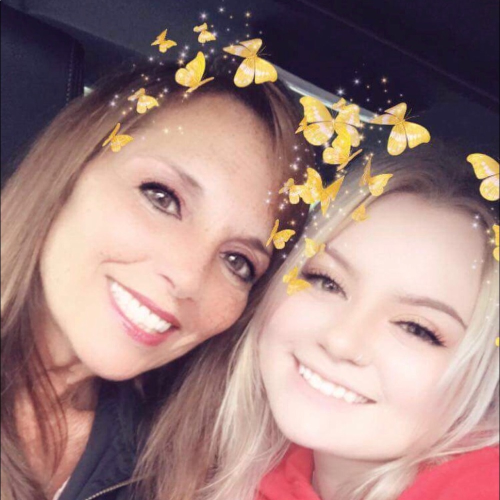 Meet your Posher, Debra